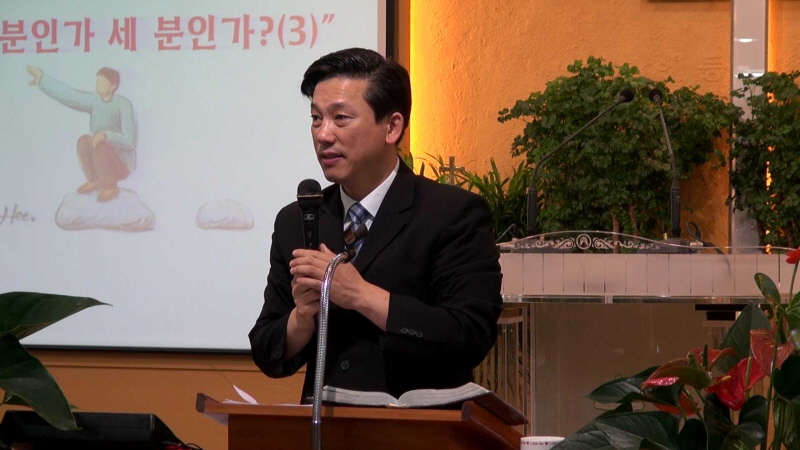 800_2015-06-07 하나님은 한 분인가 세 분인가(3)(사9;6).ts_000835529.jpg
