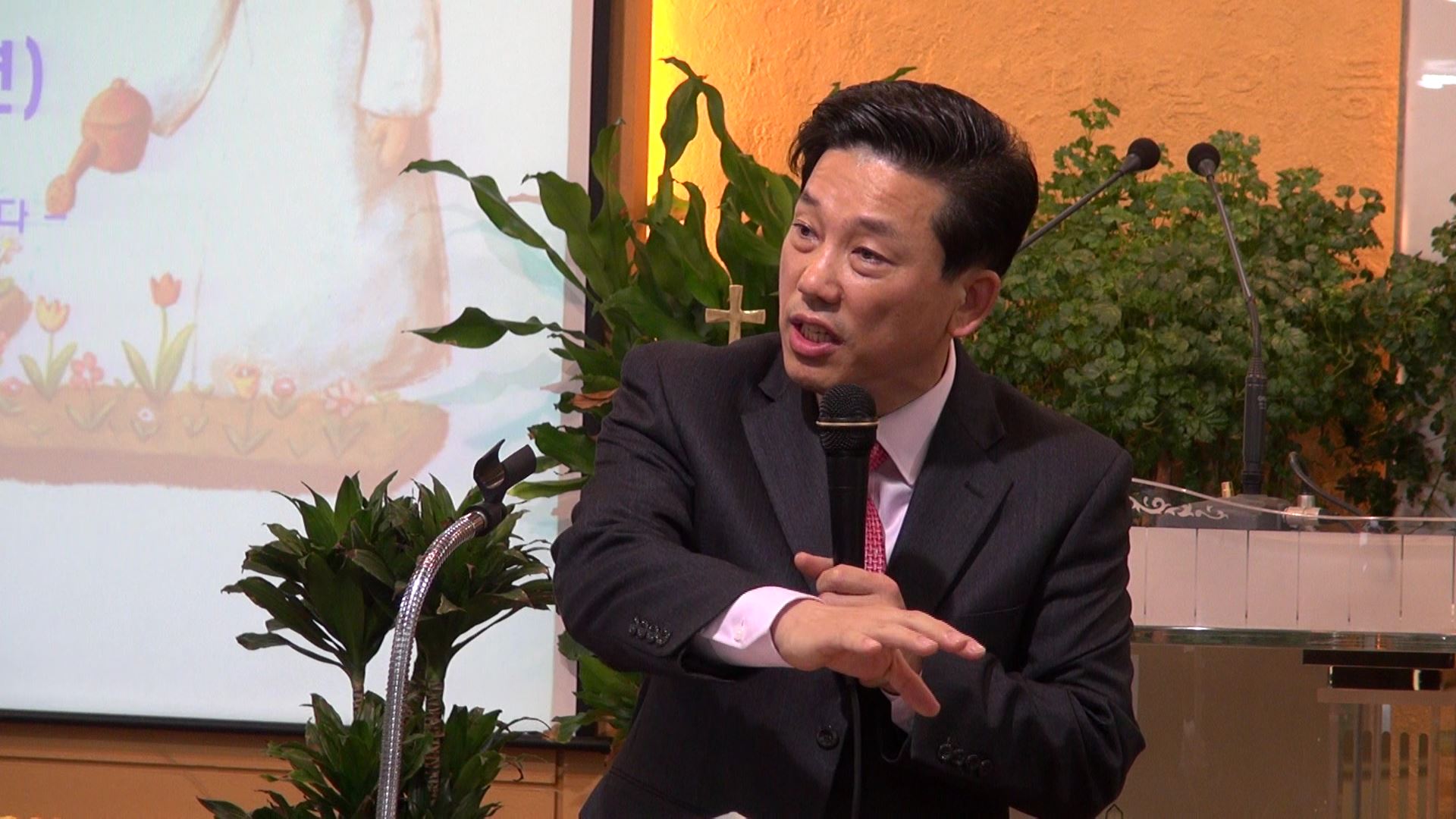 2015-11-15 김여명목사의 환생교리의 실체(말4;4~6).ts_000089122.jpg