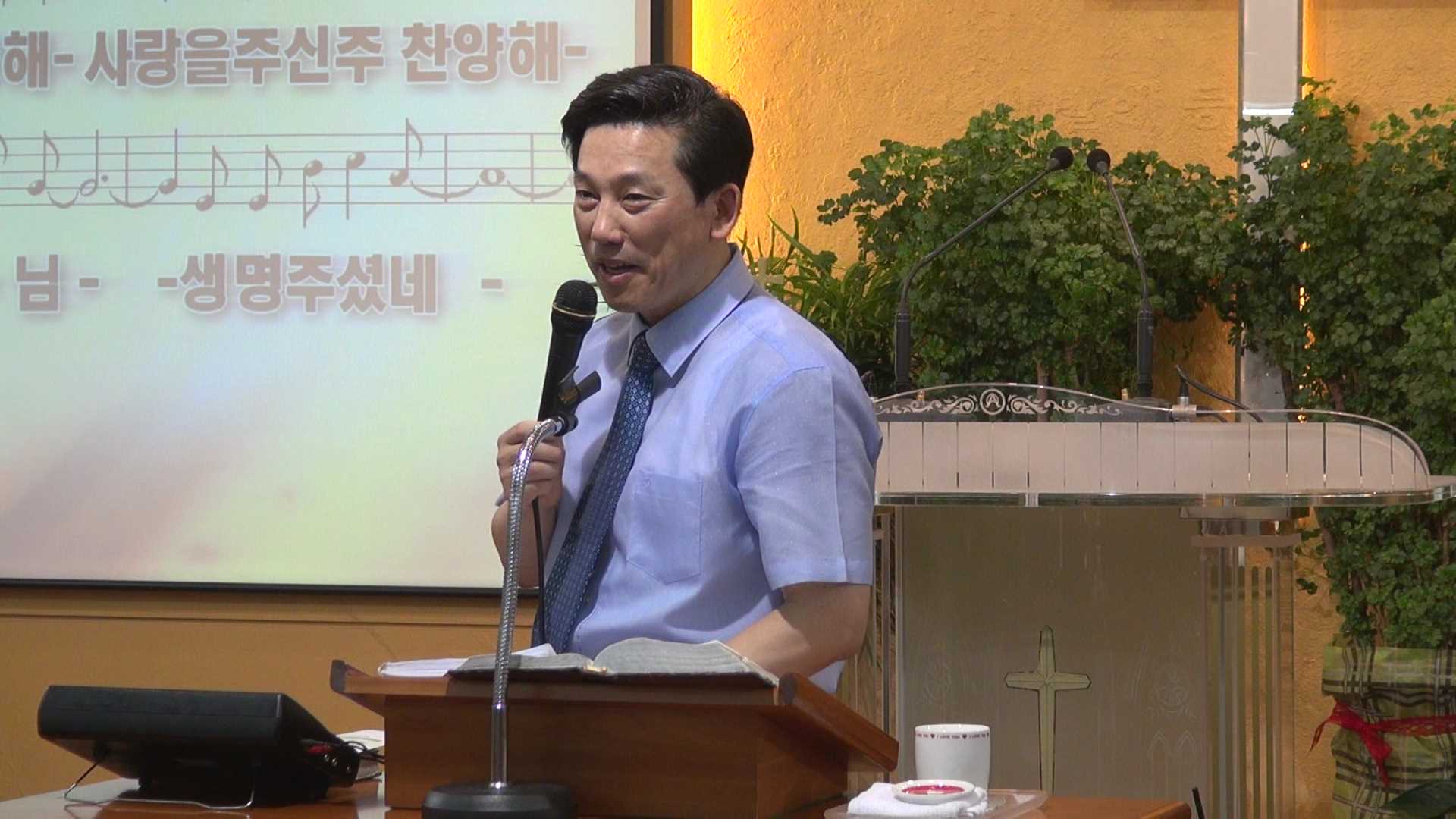 2015-07-20 2015년하계영성수련회첫째날_물질과 건강을 돌파하자.ts_000191855.jpg