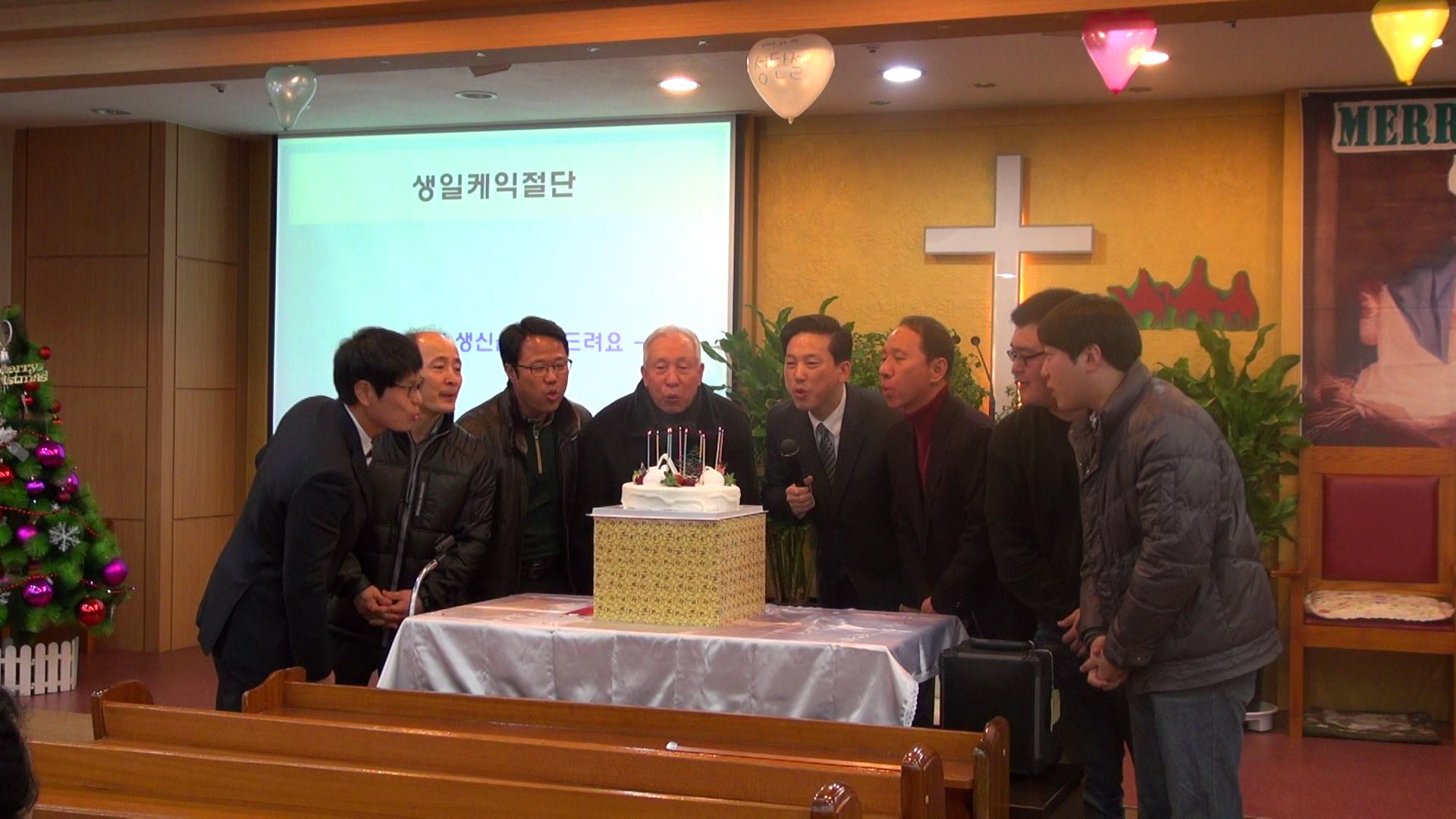 2015-12-25 성탄축하순서.ts_001220337.jpg