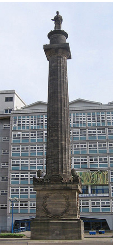 헐 대학교(Hull College)에 서 있는 윌버포스의 기념탑. <출처: (cc) Keith D at en.wikipedia.org>