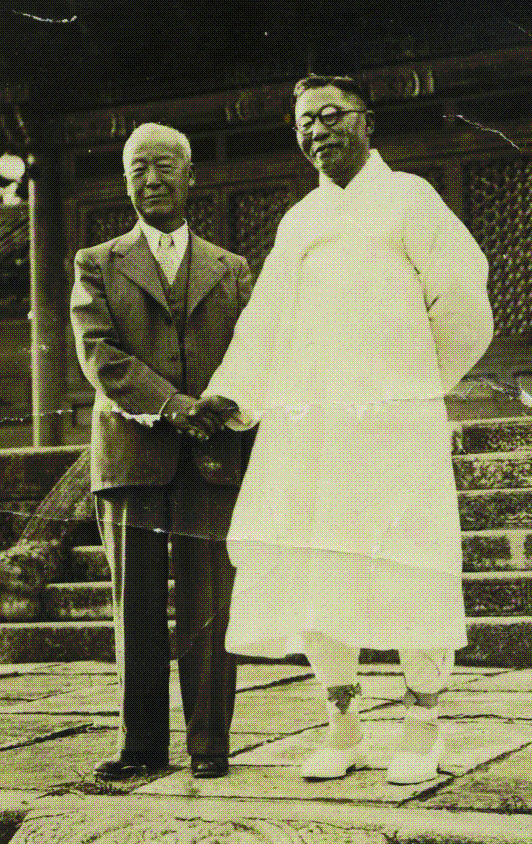 이승만과 김구는 한국 독립운동사에 있어서 양대산맥이었다.