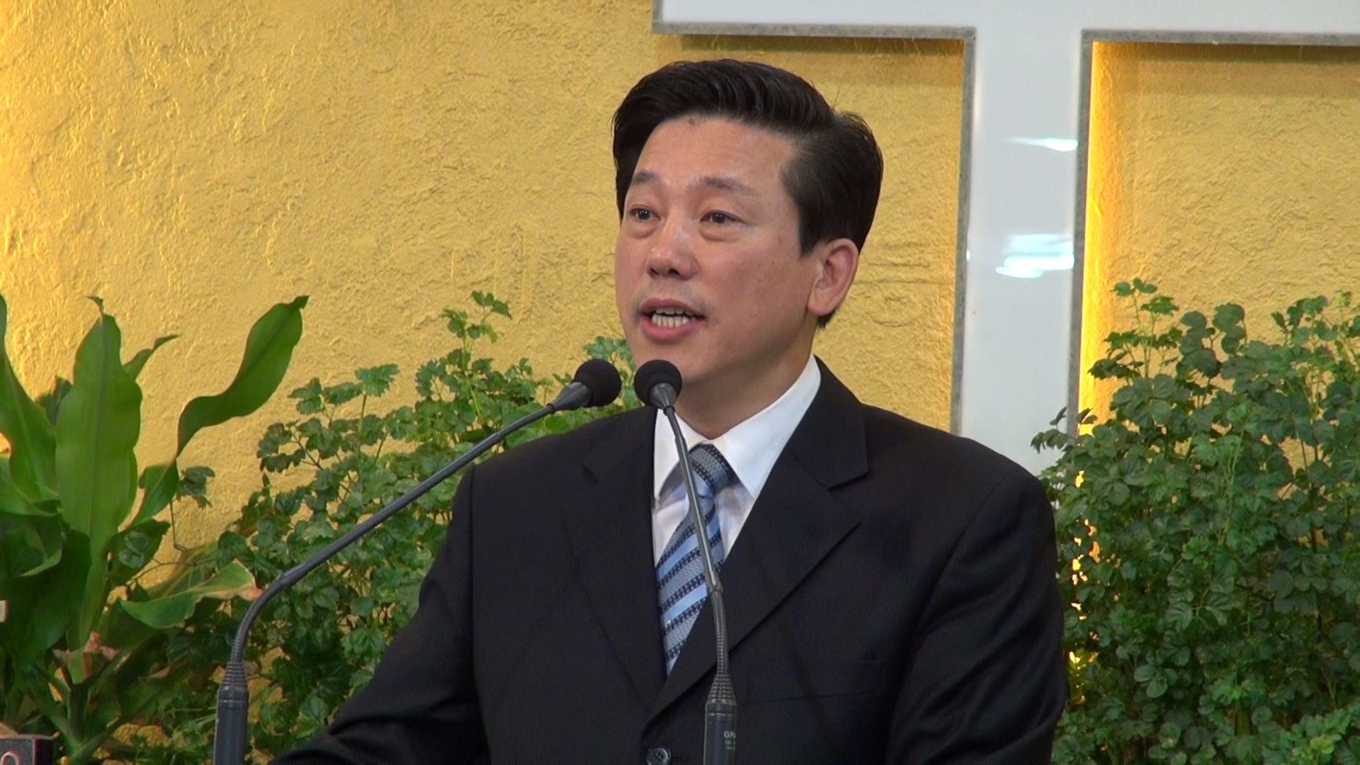 2015-10-18 영생을 얻는 길(요6;32~40).ts_000007962.jpg