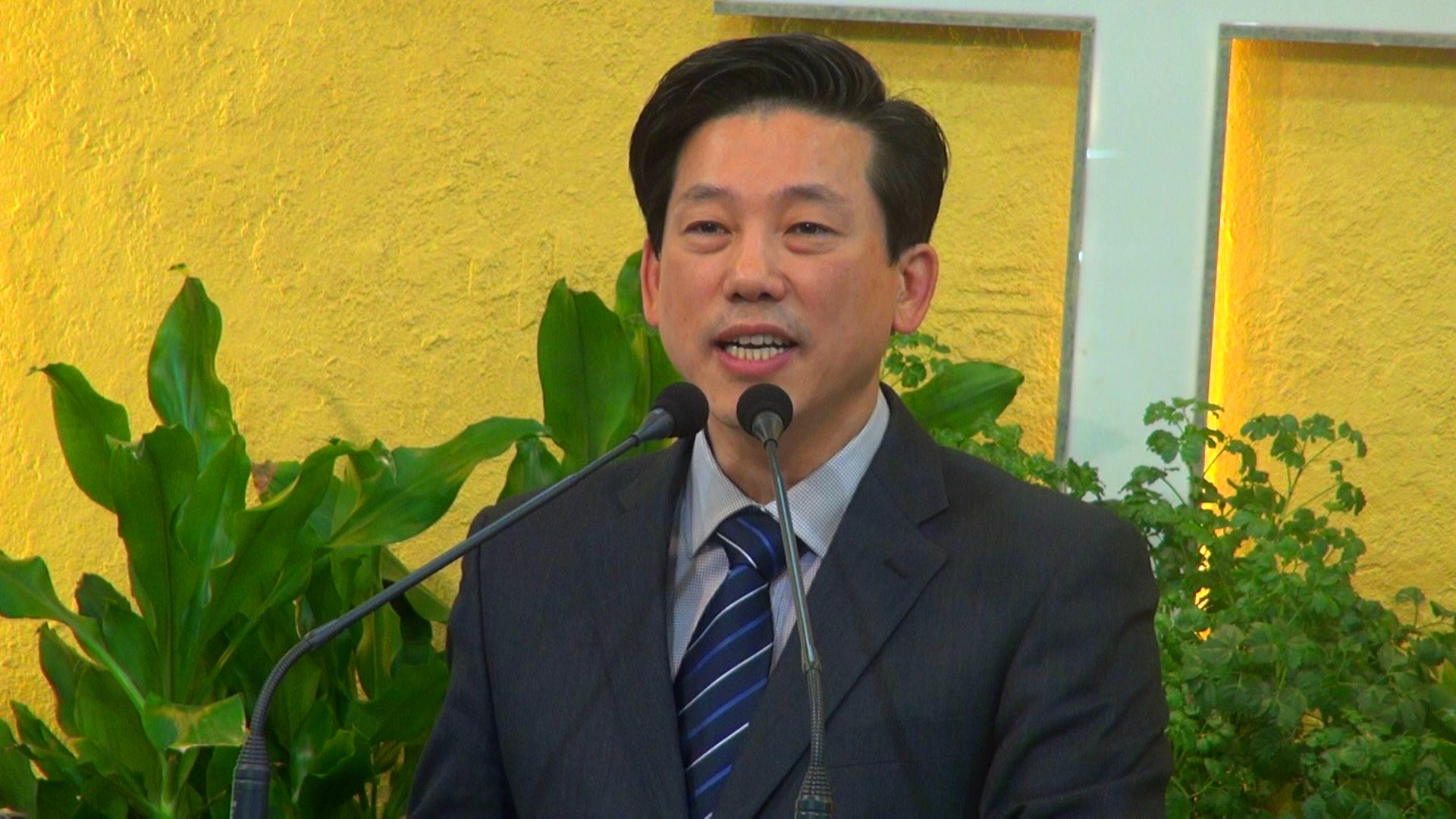 2016-02-21 천국에 들어가는 것은 포기해야 하나(히12;1~2).ts_000018683.jpg