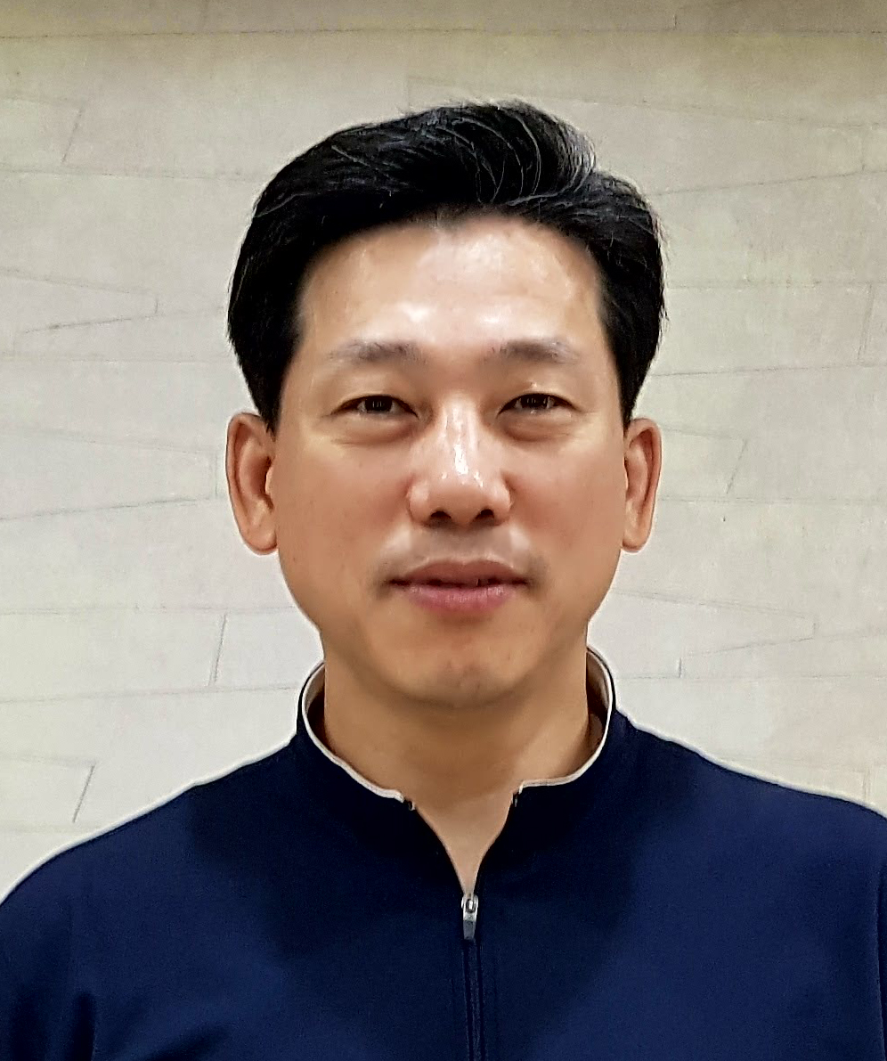 정병진증명사진(2017-07-24).jpg